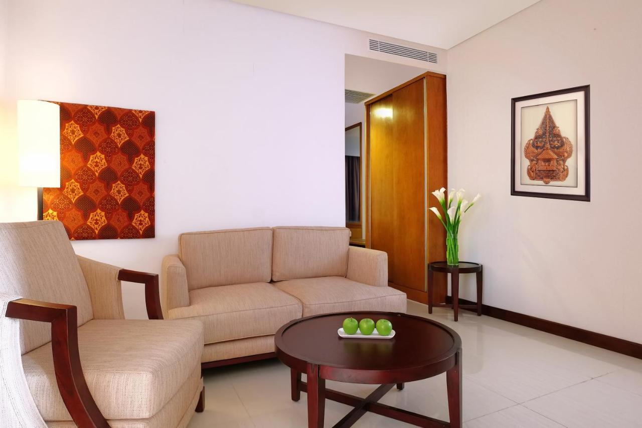 Wimarion Hotel Semarang Ngoại thất bức ảnh